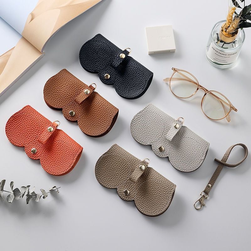 🏆Flash Sale⚡ 50K+ SOLD!🔥✨Soft PU Leather Sunglasses Bag👓️